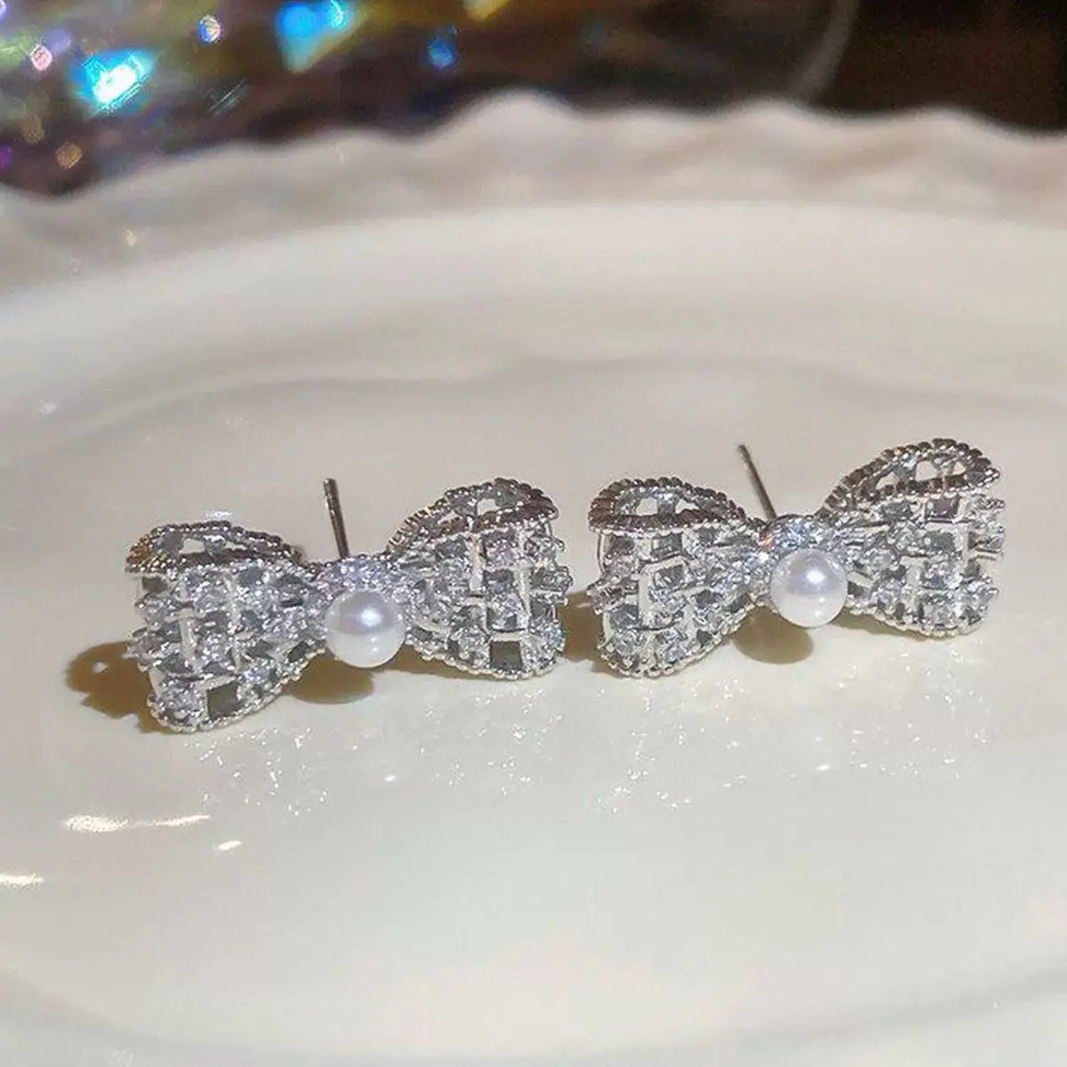A lil Bow Thing! Earrings - Image 3