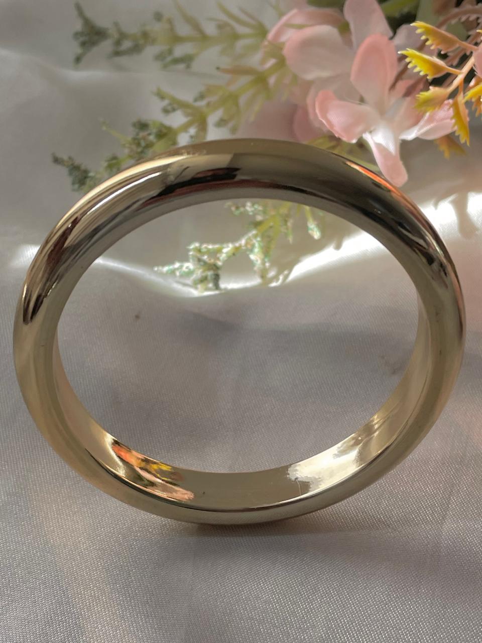 Golden Hour Gold Bangle - Image 4
