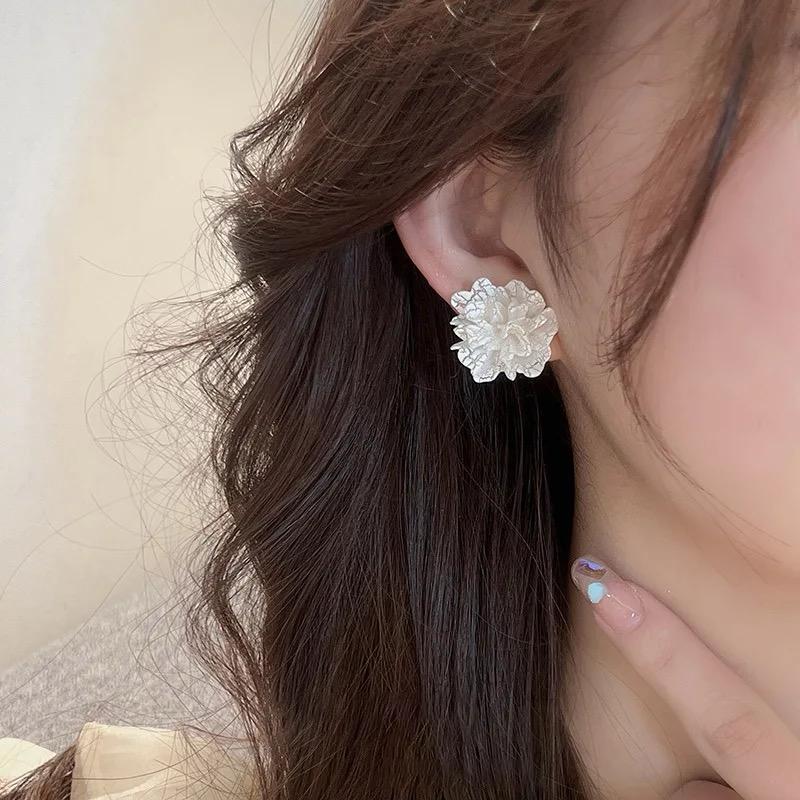 Abstract Floral Earrings - Image 3