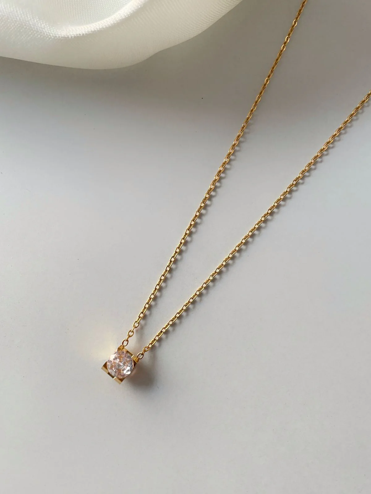 Alexi Minimal Necklace