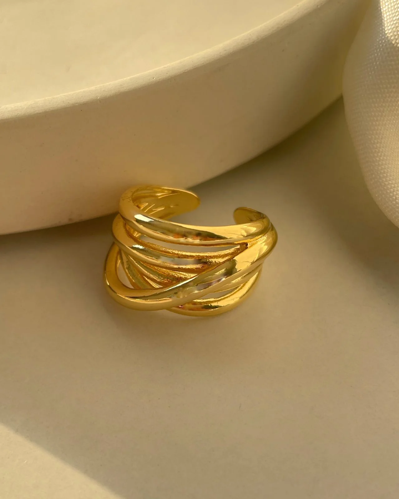 Alice Statement Ring