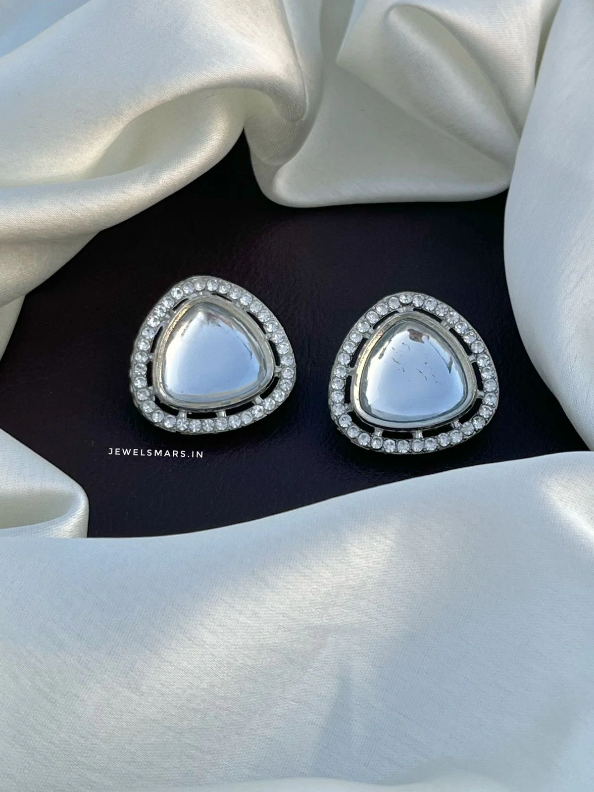 Alizah Kundan look studs - Image 2