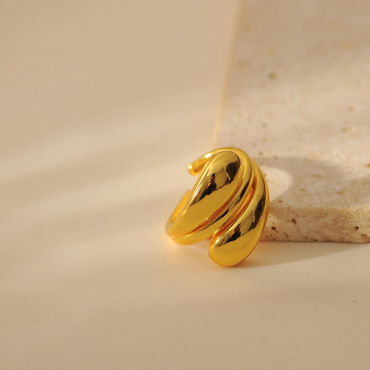 Always Iconic! Gold Ring - Image 4