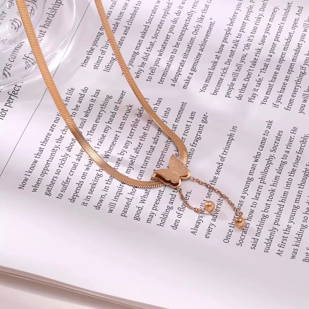 Amber Flutter Chunky Necklace - Image 4