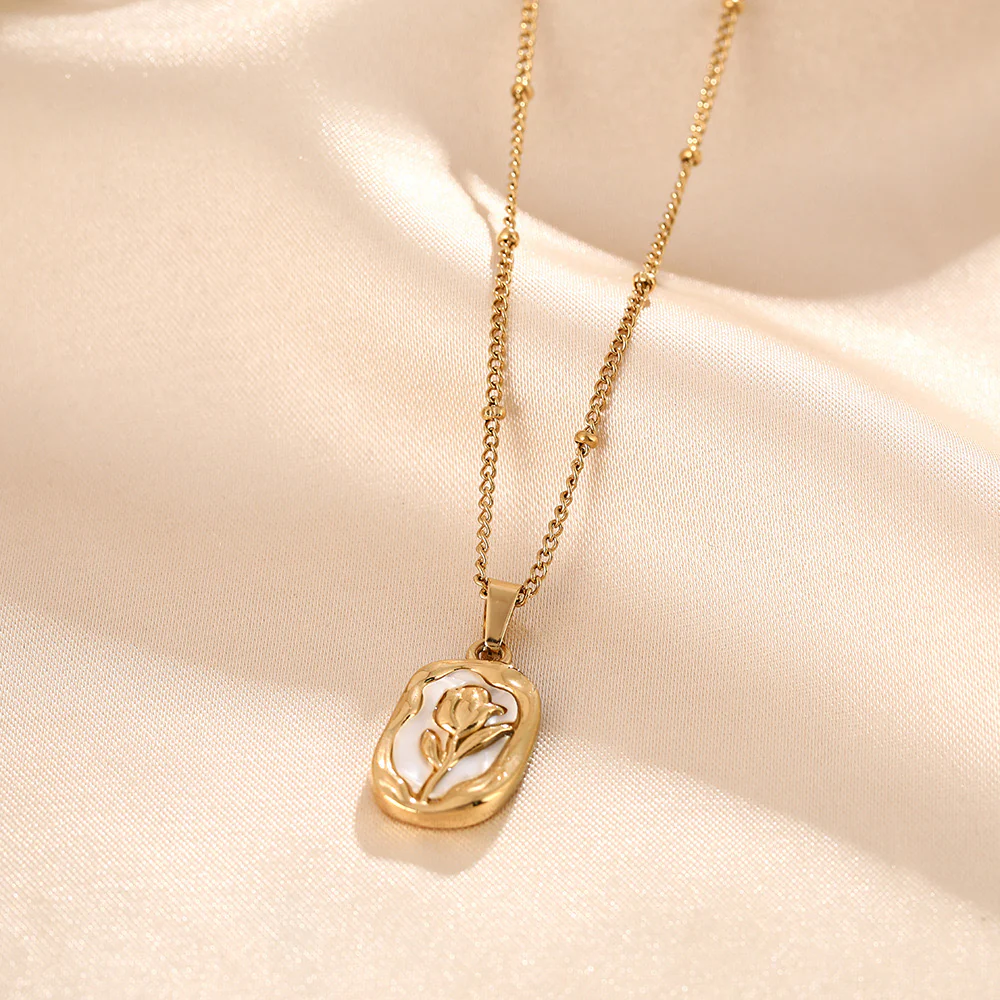 Rose Pretty Necklace - Image 2