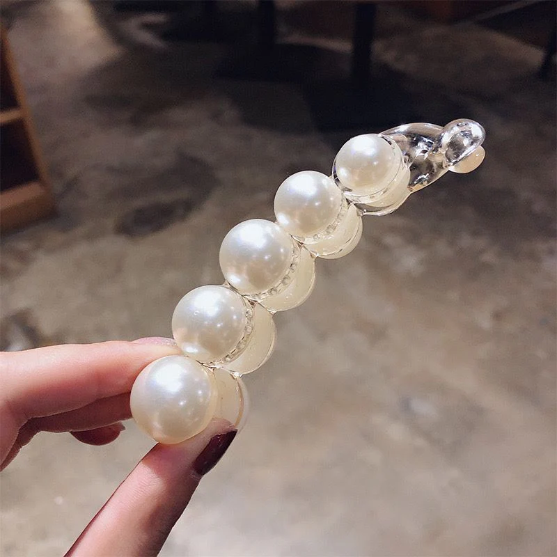 Amelia Pearl clip - Image 2