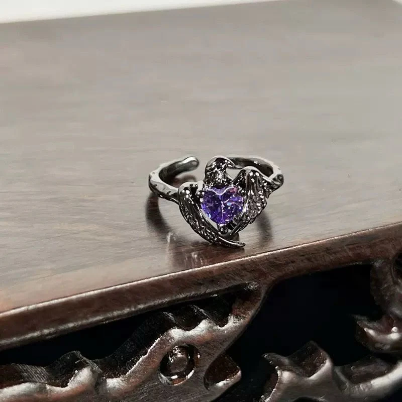 Amethyst Raven Ring - Image 3