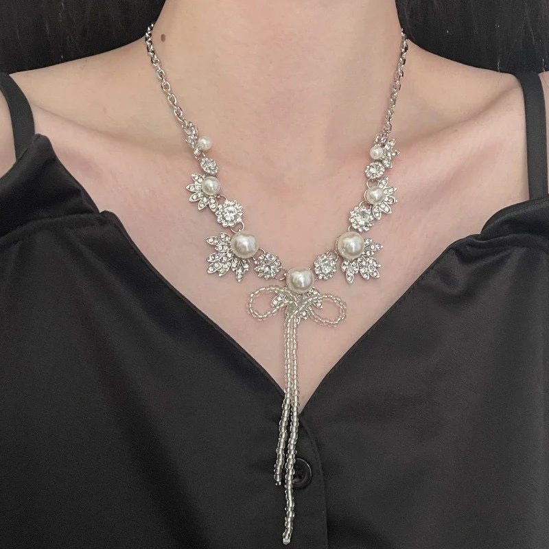 Angel in Disguise Bow Necklace - Image 4