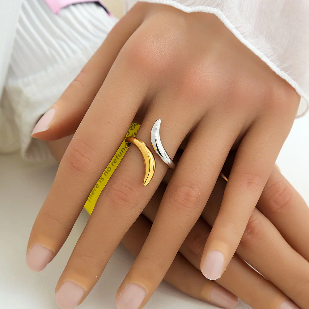 Annelise Two-toned Ring - Image 2