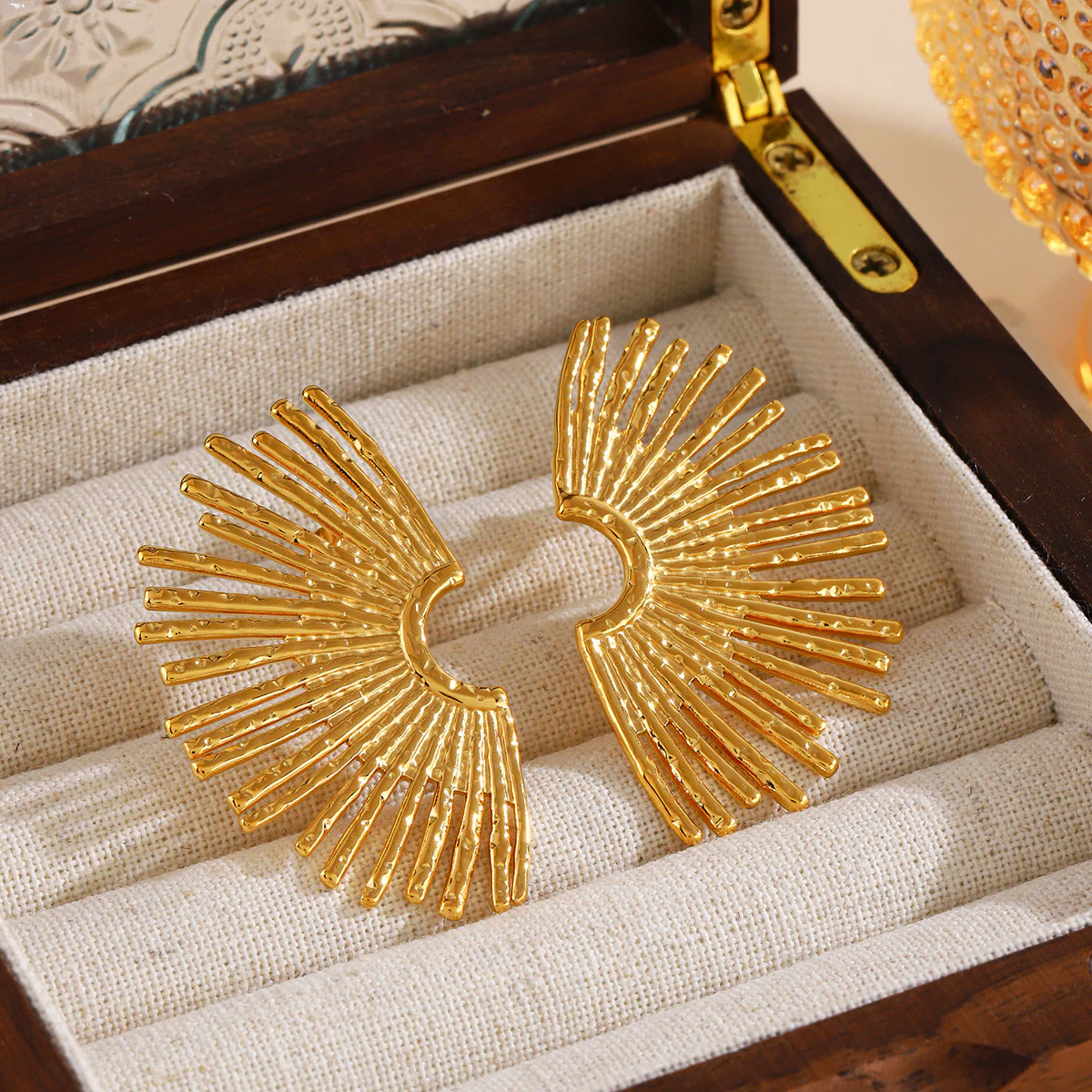 Aphrodite Gold Earrings - Image 2