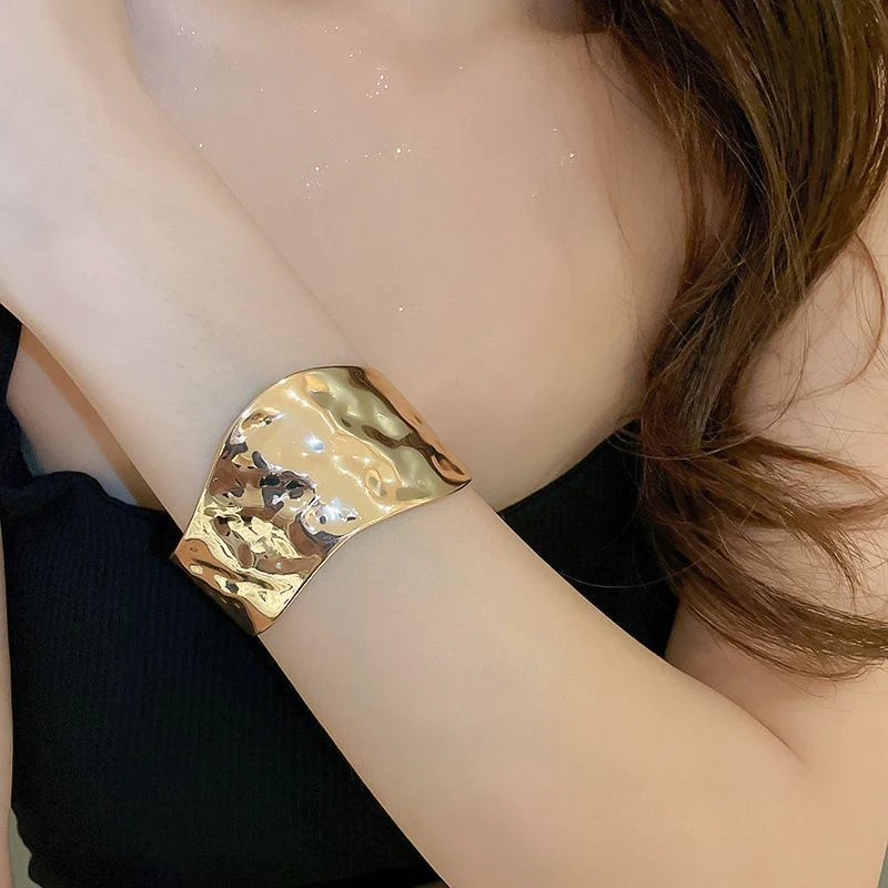 Asymmetrical Hammered Handcuff - Image 2