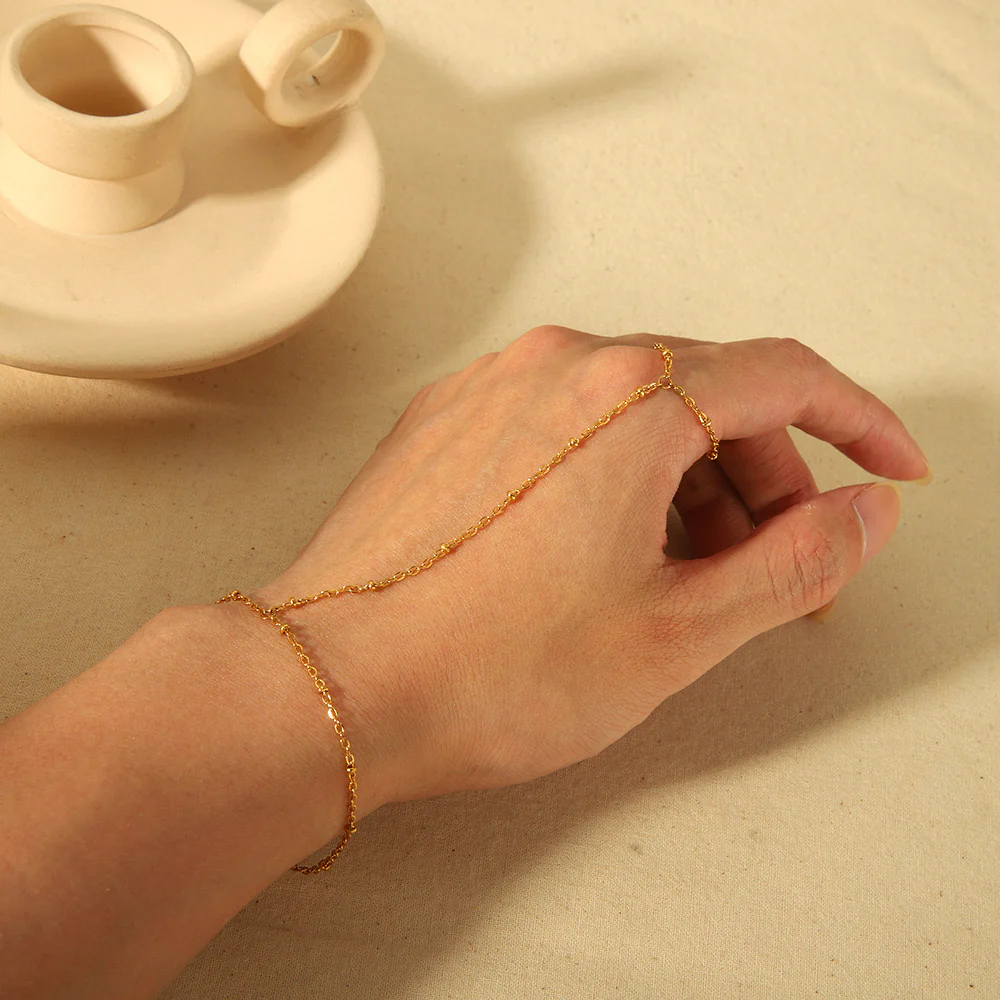 Aureline Dainty Hand Jewellery - Image 2