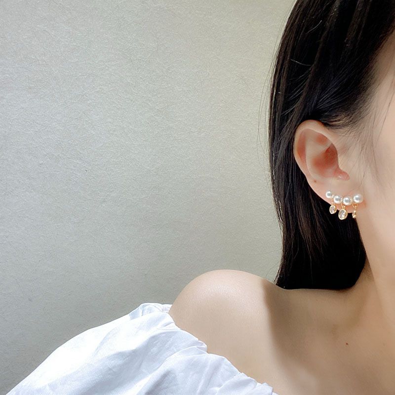 Aurora Pearly Chandelier earrings - Image 3
