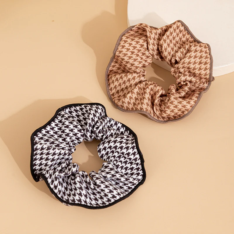 Autumn Snuggle Scrunchie - Image 2