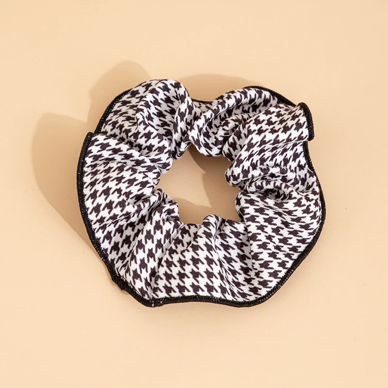 Autumn Snuggle Scrunchie - Image 4