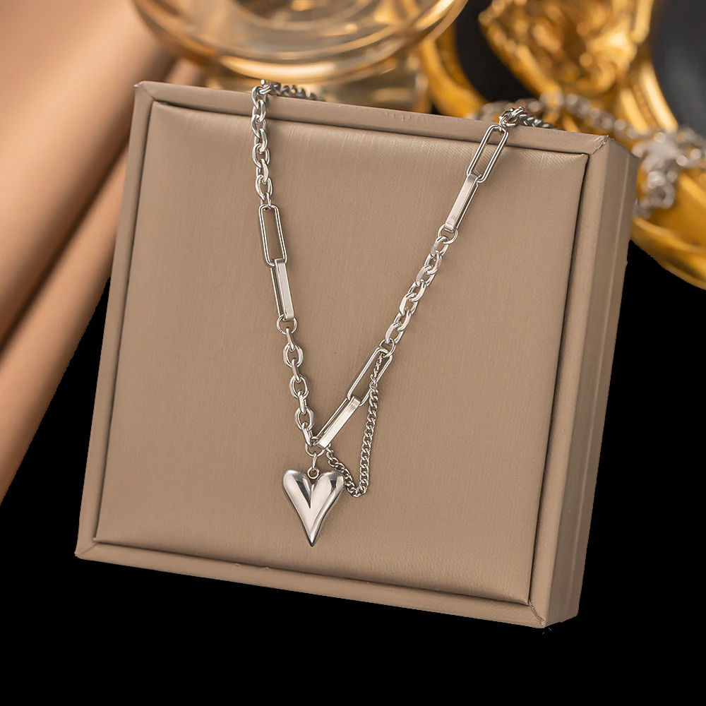 Baddie-Coded Heart Necklace - Image 3