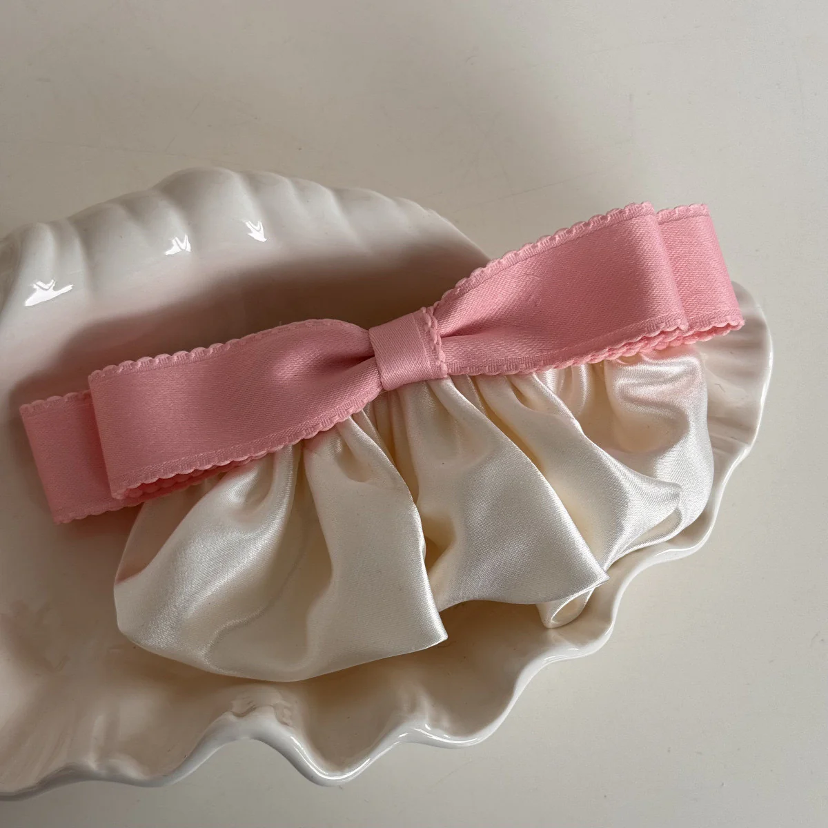 Ballerina Girly! Hair Bow - Image 3