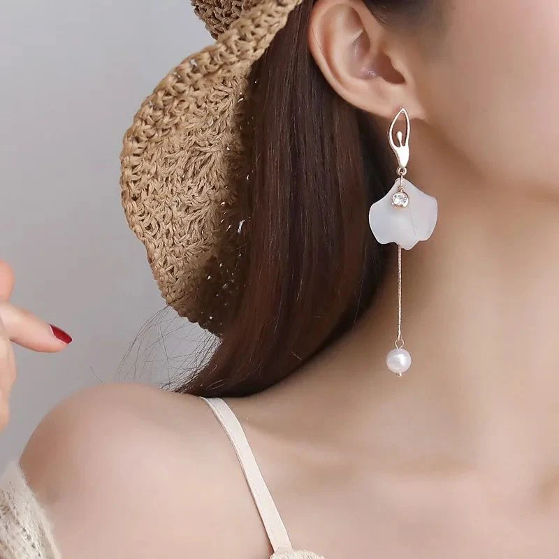 Ballerina Petal Love Earrings