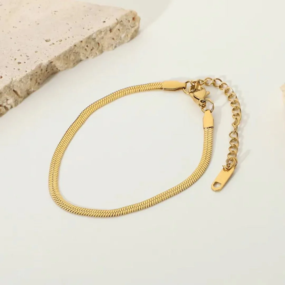 Barely Basic Chunky Gold Bracelet - Image 2