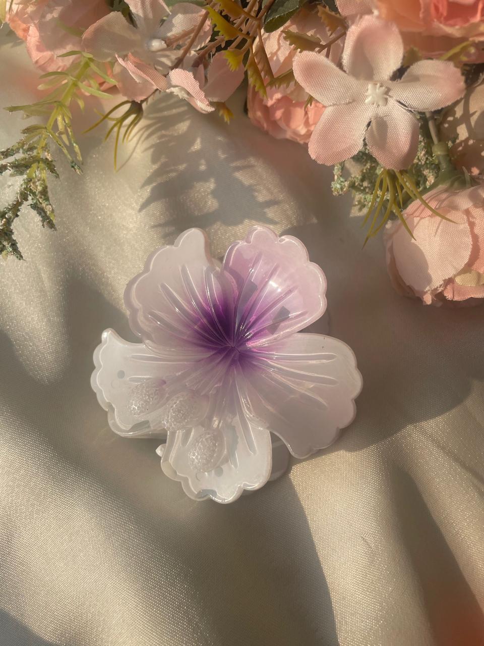 Beach-cation Hawaiian Hibiscus Hair Clip - Image 6