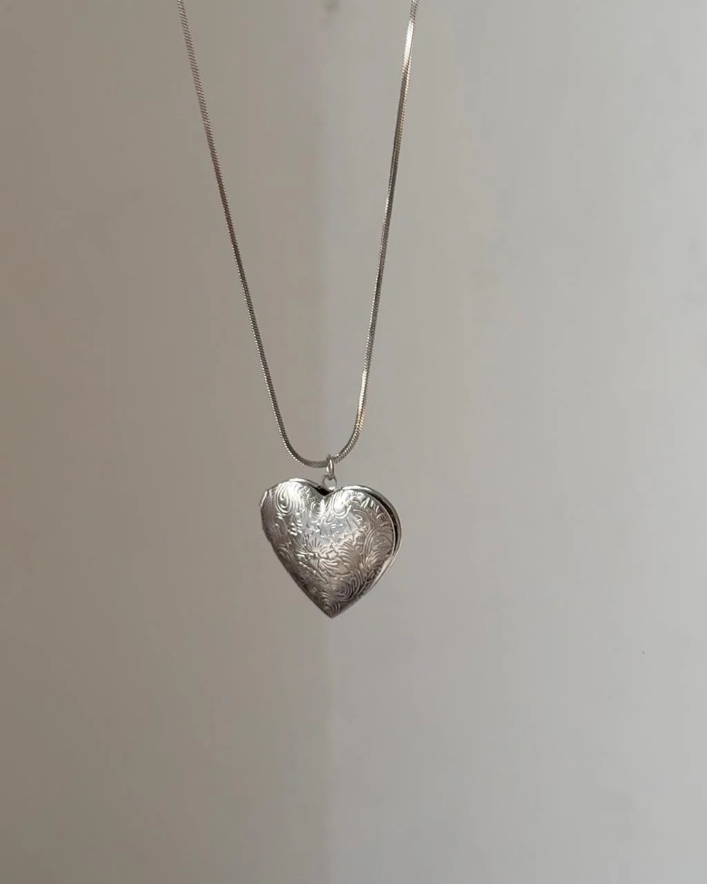 Beloved Keepsake Photo Locket - Image 2
