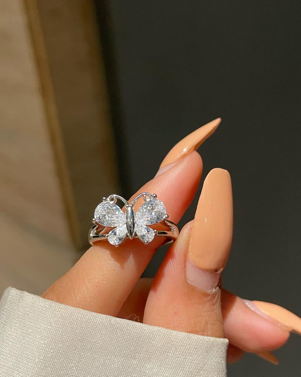 Big Butterfly Ring - Image 2