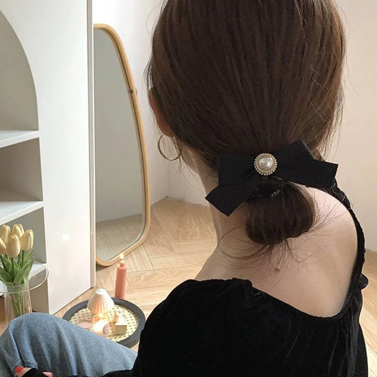 Black Bow Hairtie - Image 2