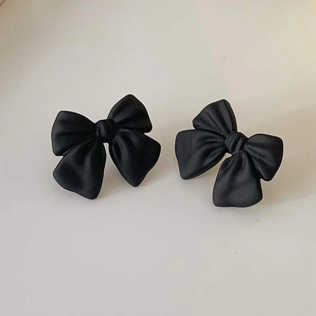 Black Bow Korean Earrings - Image 4