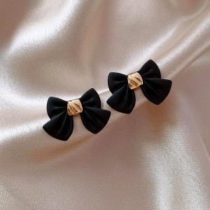 Black Bow love Earrings - Image 4