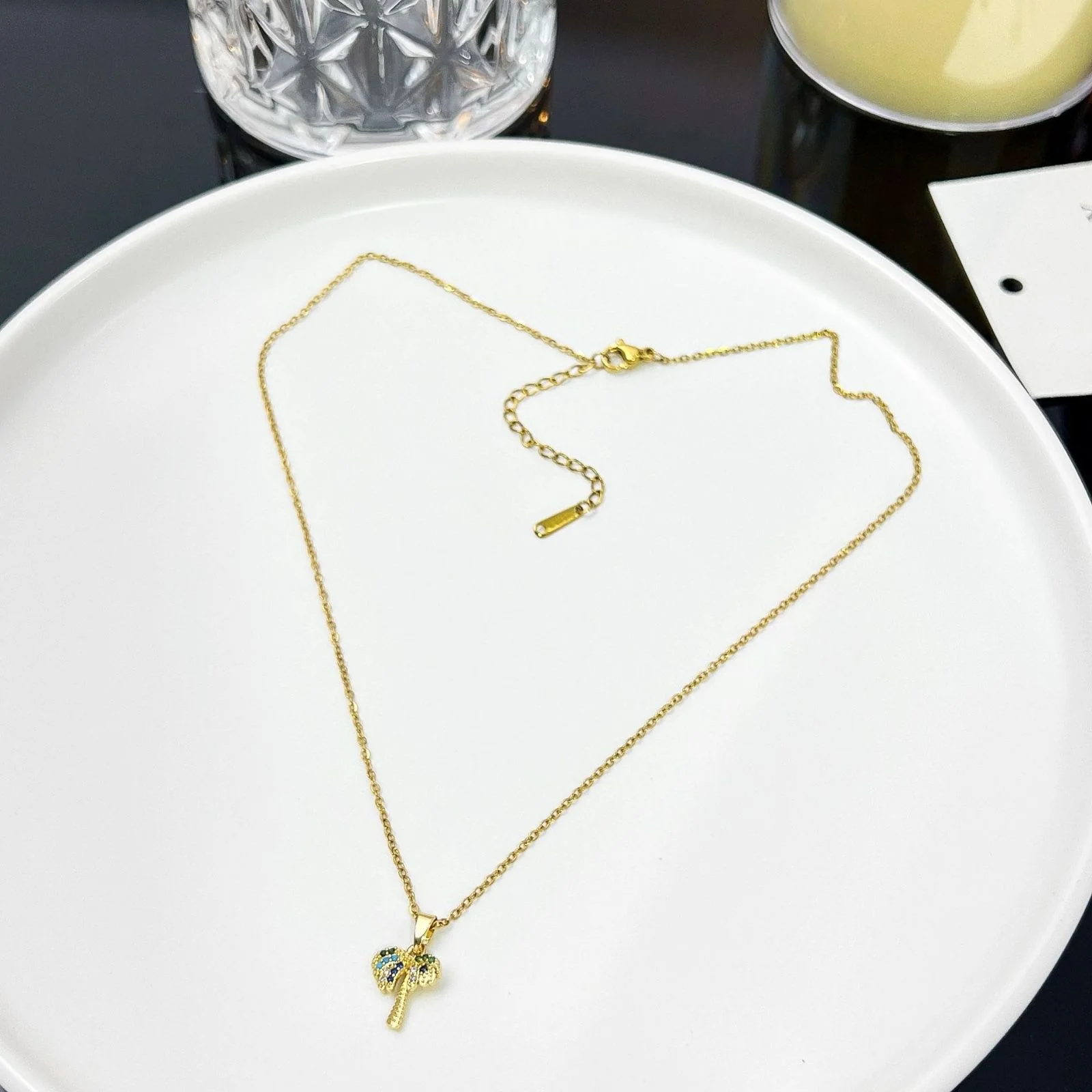 Blingy Bahamas Necklace - Image 4