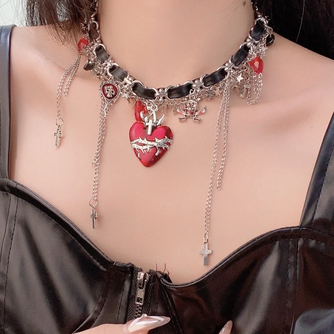 Vampire Diaries Grunge Necklace - Image 4