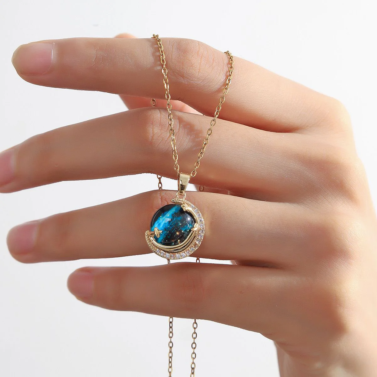 Blue Dreamland Necklace - Image 3