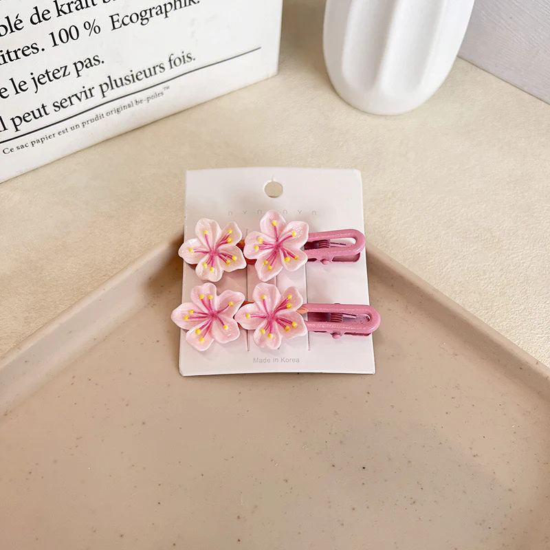 Blushing Daisies Hair Clip - Image 3