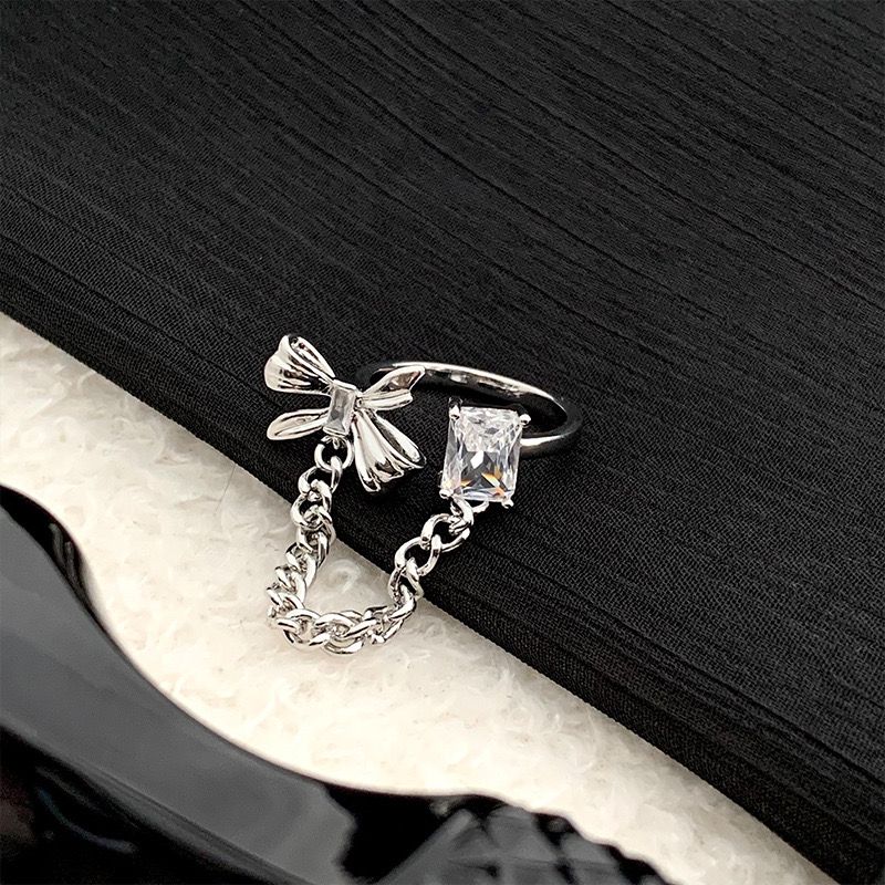Bow Chain Ring - Image 4