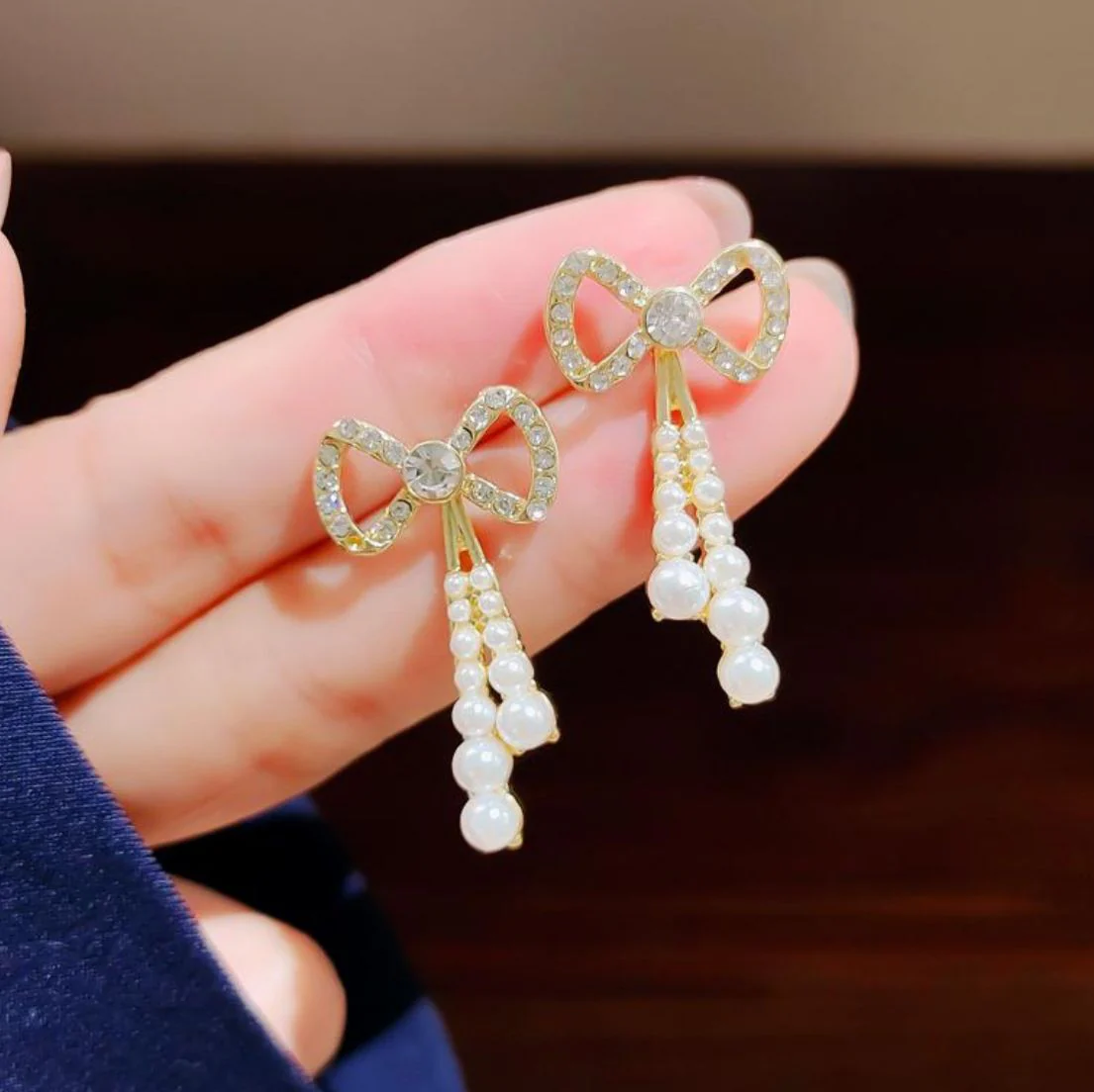Bow Earjacket earrings - Image 2
