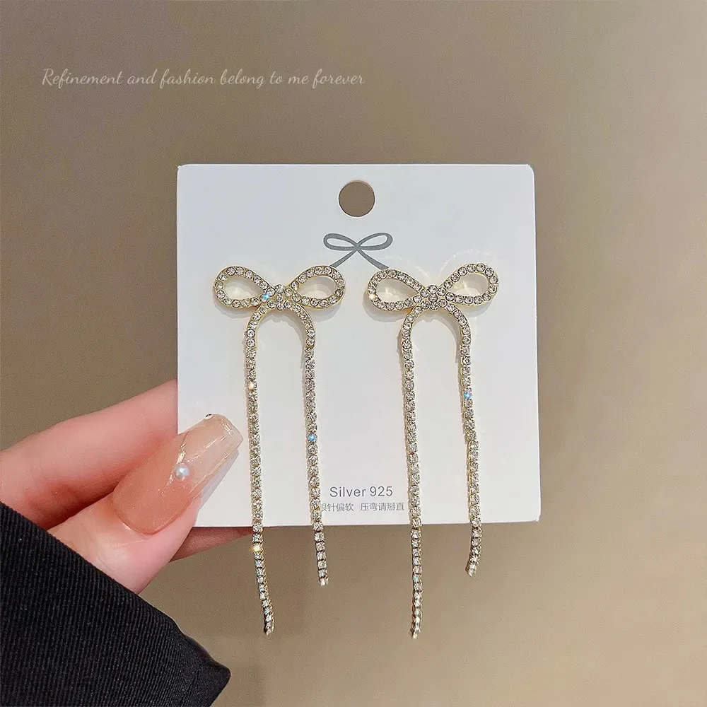 Bow Glam Earrings - Image 4