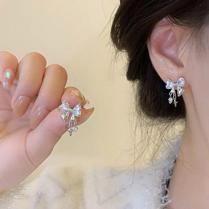 Bow Me Tiny Earrings - Image 3