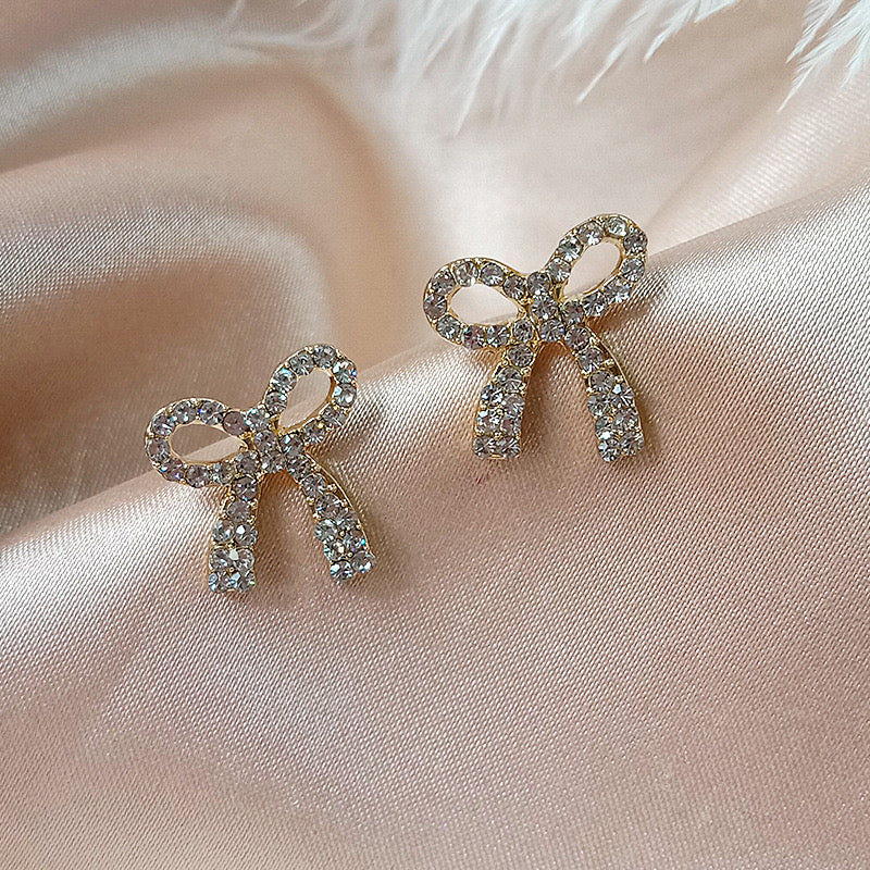 Bows the night away! Earrings - Image 2