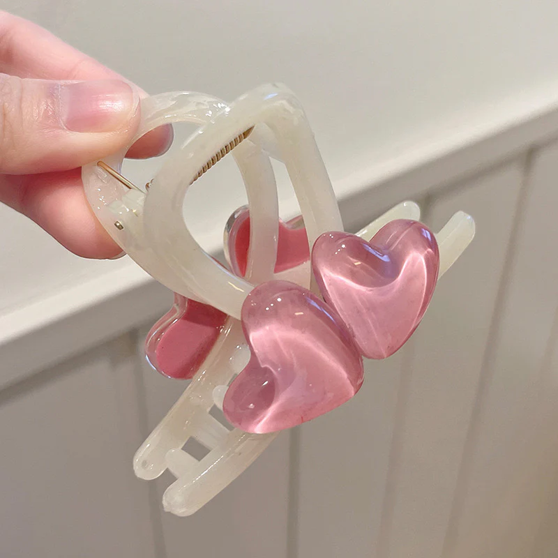 Bubblegum Kisses Claw Clip - Image 6
