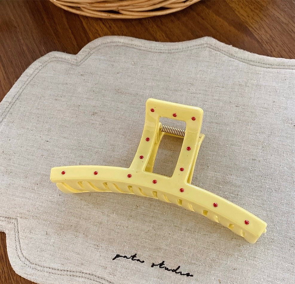 Butter Yellow Obsession! Claw Clip - Image 2