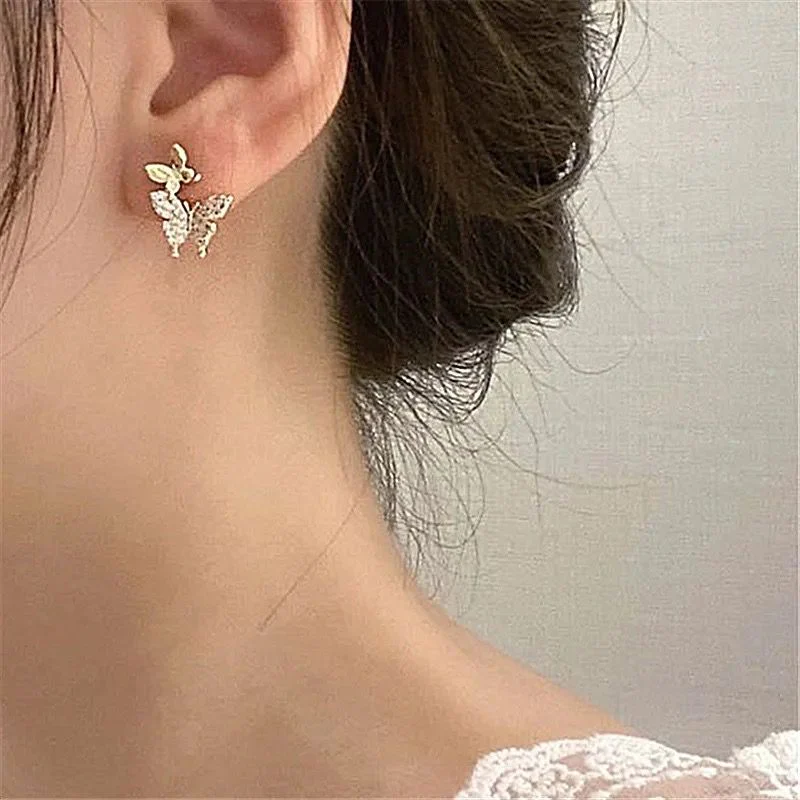 Butterflies Lover Earcuff Earrings - Image 4