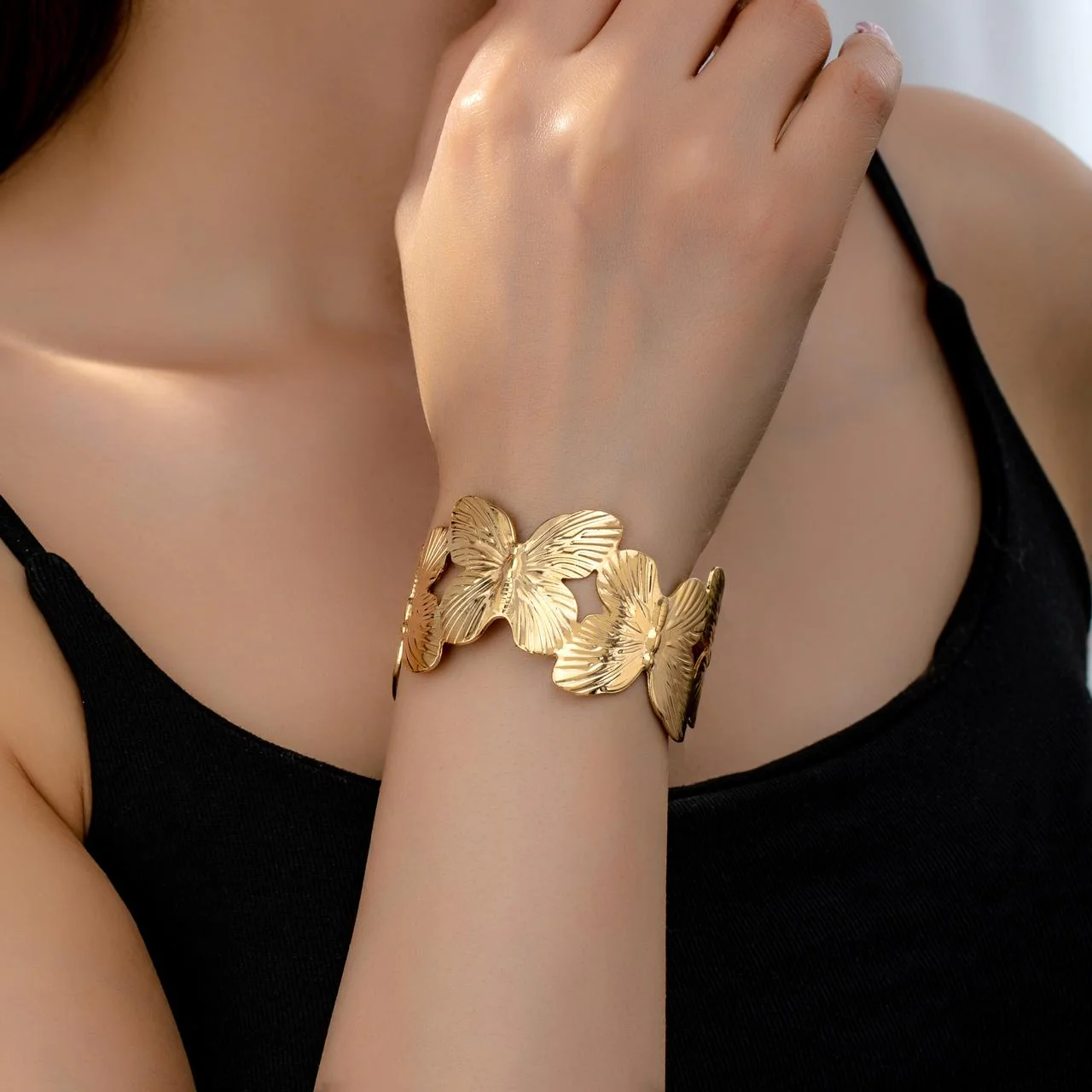 Butterfly Handcuff - Image 7