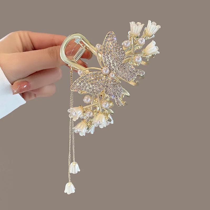 Butterfly Luxe Claw Clutcher - Image 3
