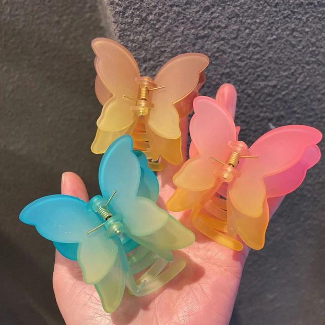 Butterfly Ombré effect Claw Clutchers