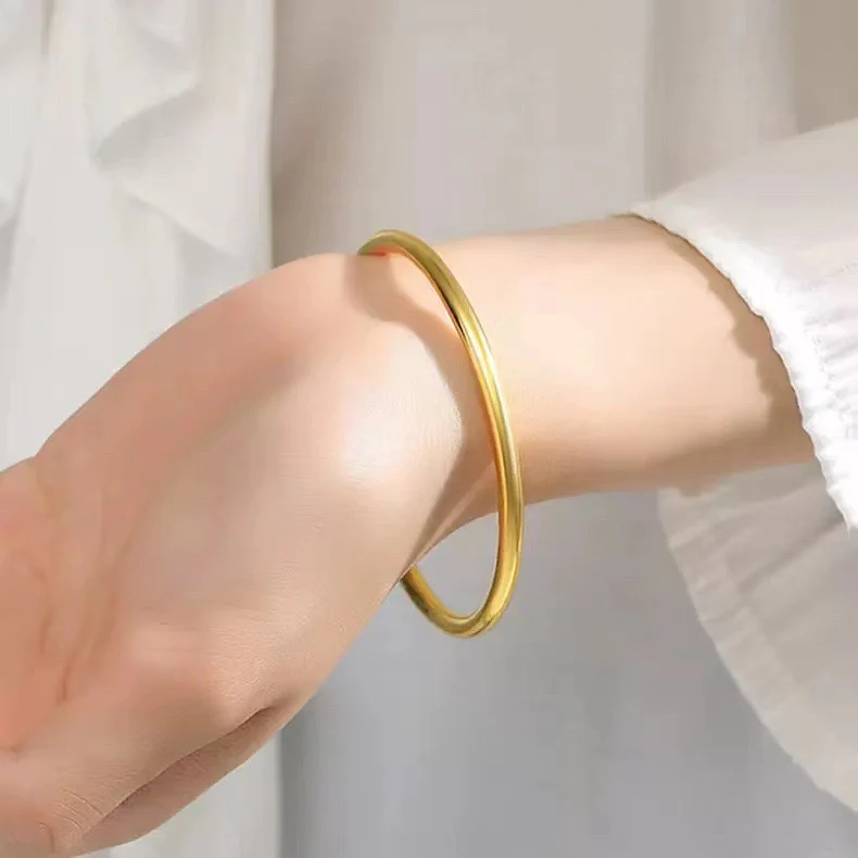 Call her Classy! Gold Bracelet - Image 4