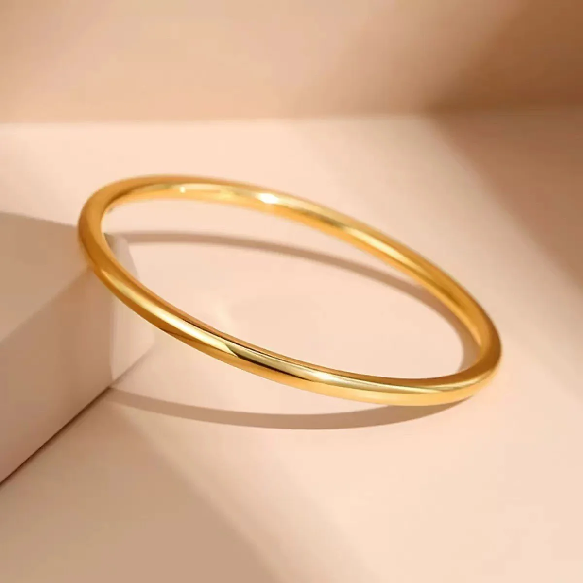 Call her Classy! Gold Bracelet - Image 5