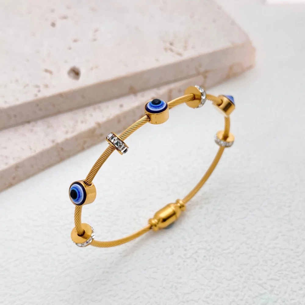 Cast no Evil! Bracelet - Image 4