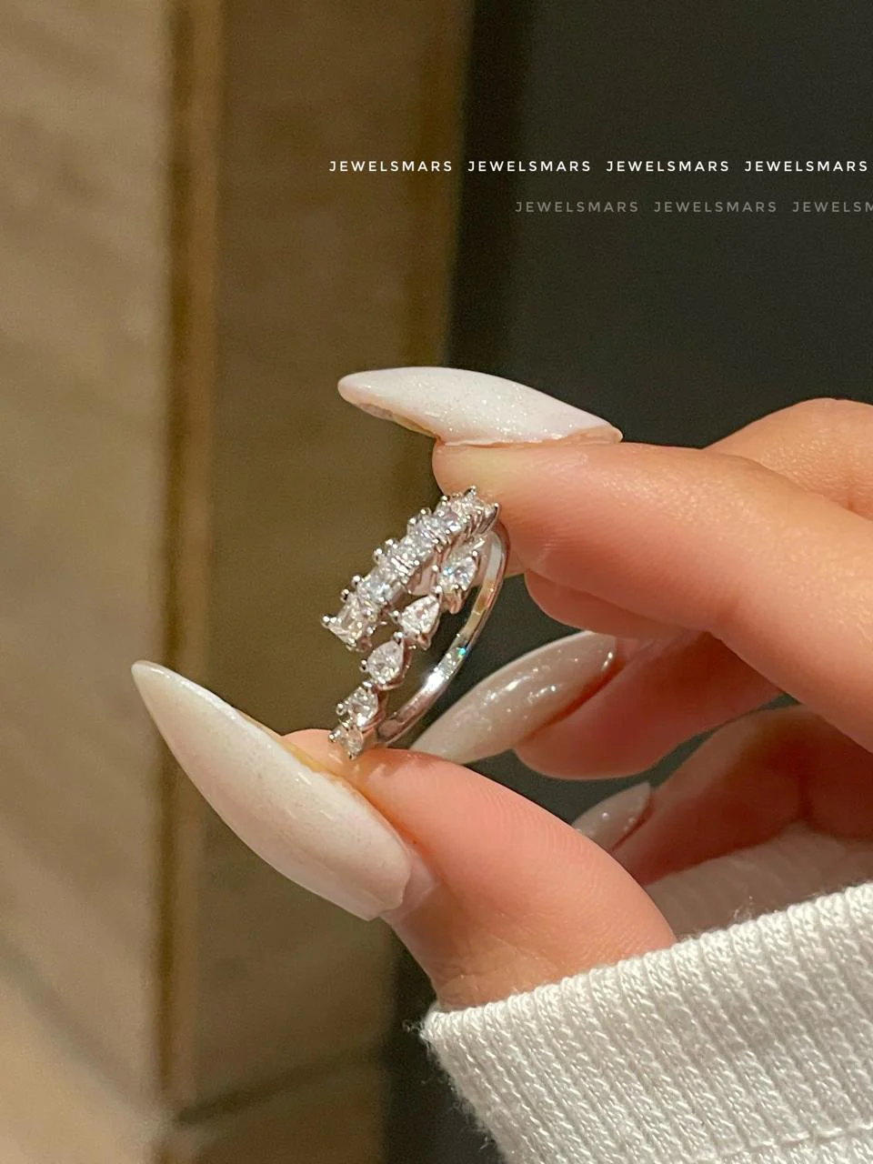 Cathy Rhinestones Ring - Image 2