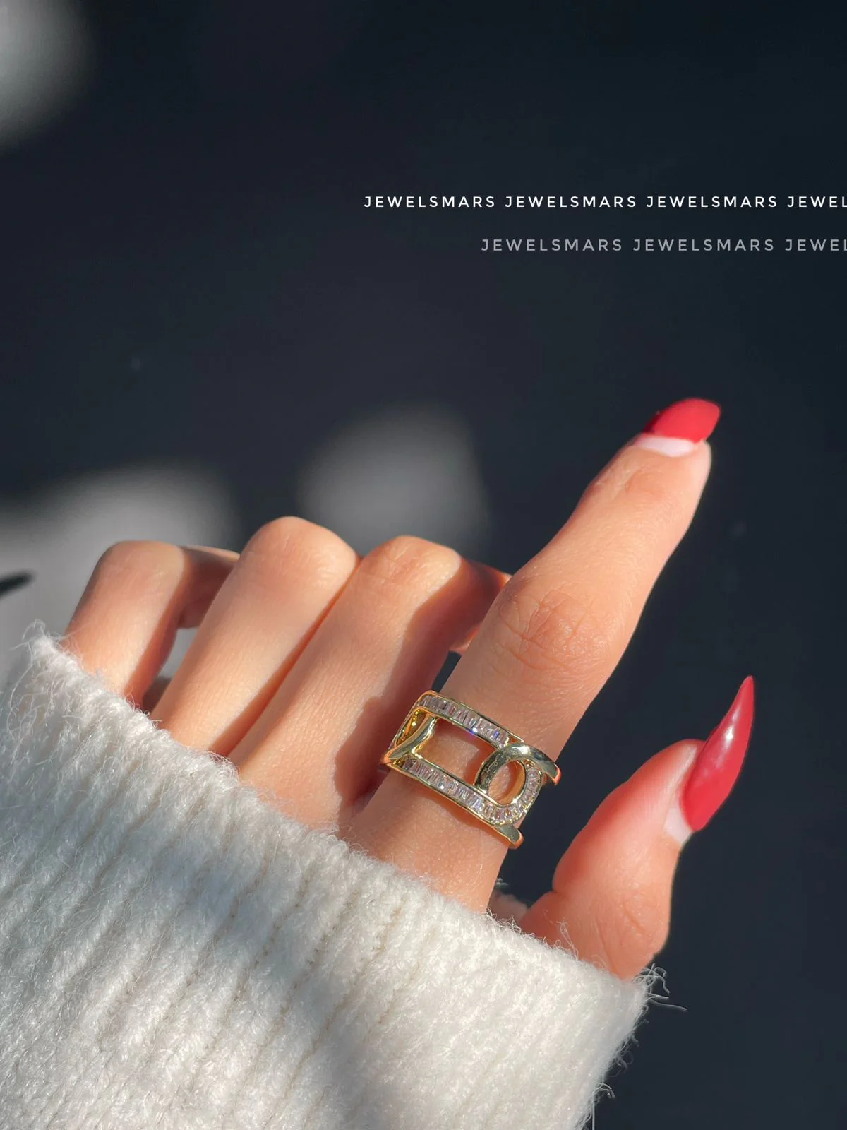 Chain Chunky Golden Ring - Image 2