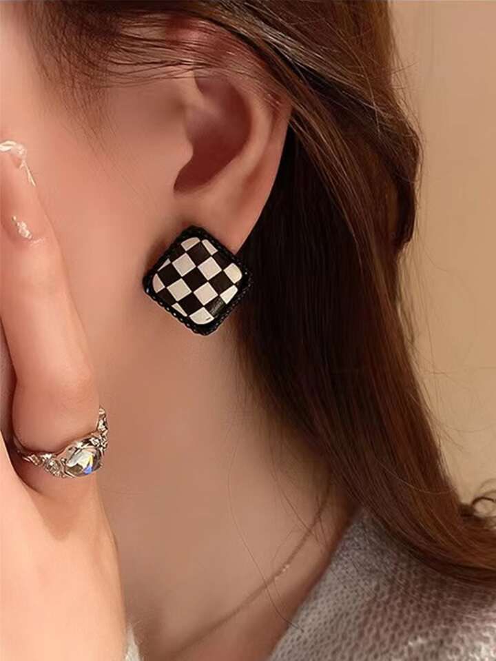 Checkered Earrings - Image 4
